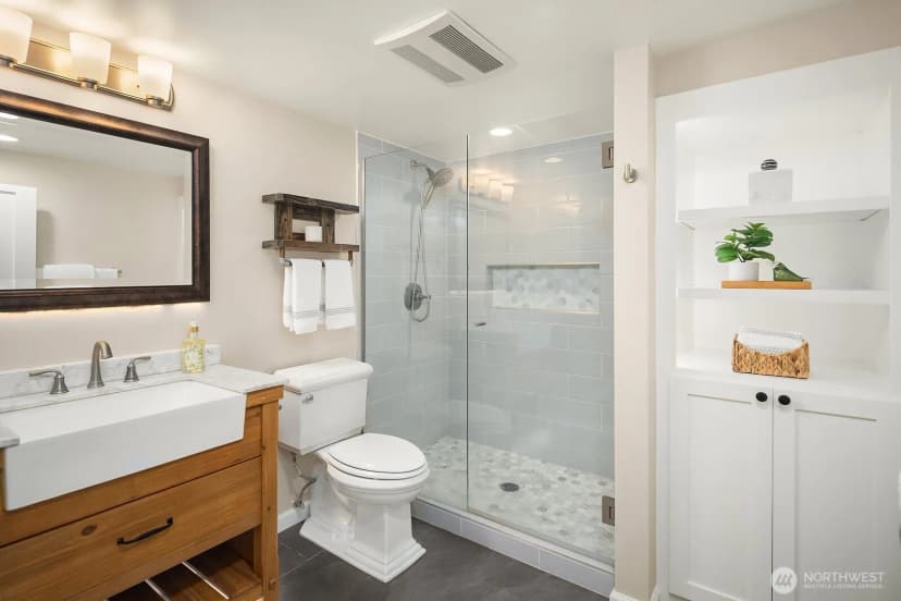 Property photo for 5606 59th Avenue Ne, Seattle photo 20