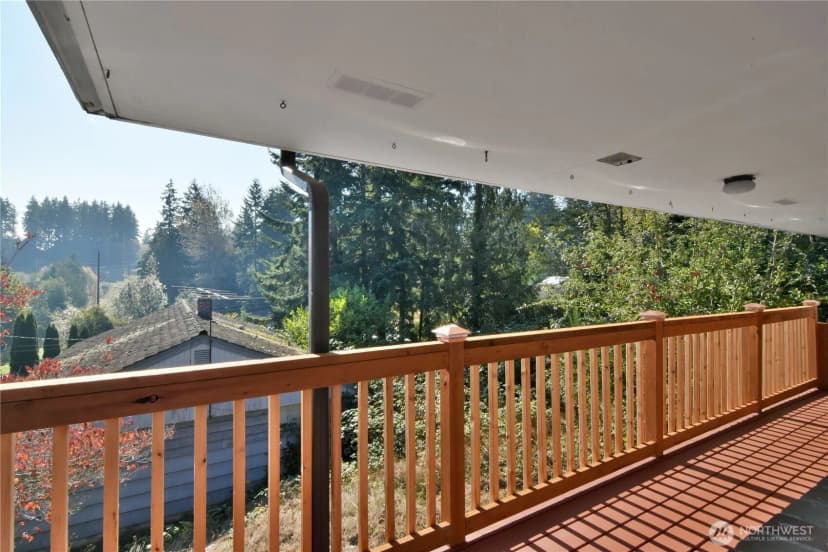 Property photo for 1824 74th Street Se, Everett photo 9