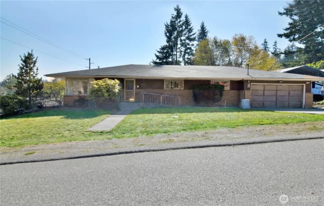 Property photo for 1824 74th Street Se, Everett