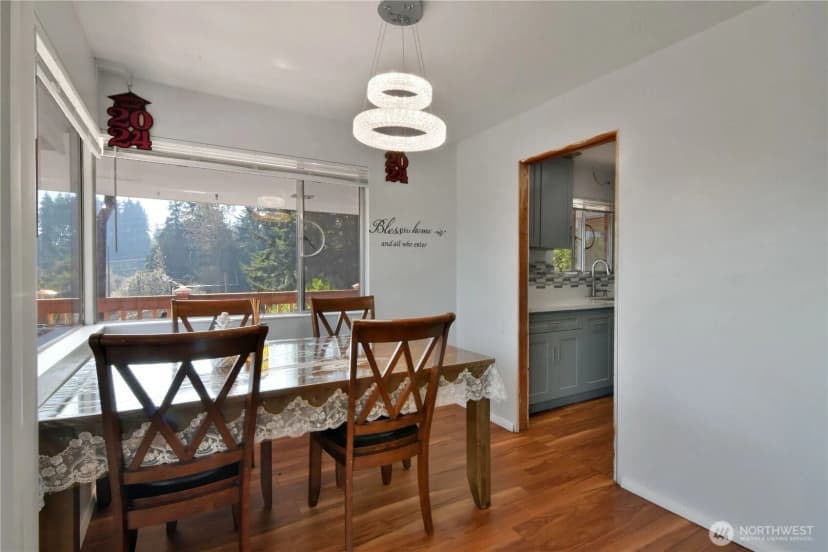 Property photo for 1824 74th Street Se, Everett photo 11