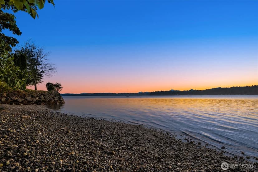 Property photo for 14433 Silven Avenue Ne, Bainbridge Island photo 6