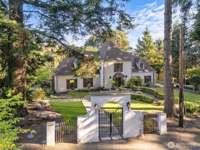 Property photo for 12628 72nd Avenue Ne, Kirkland