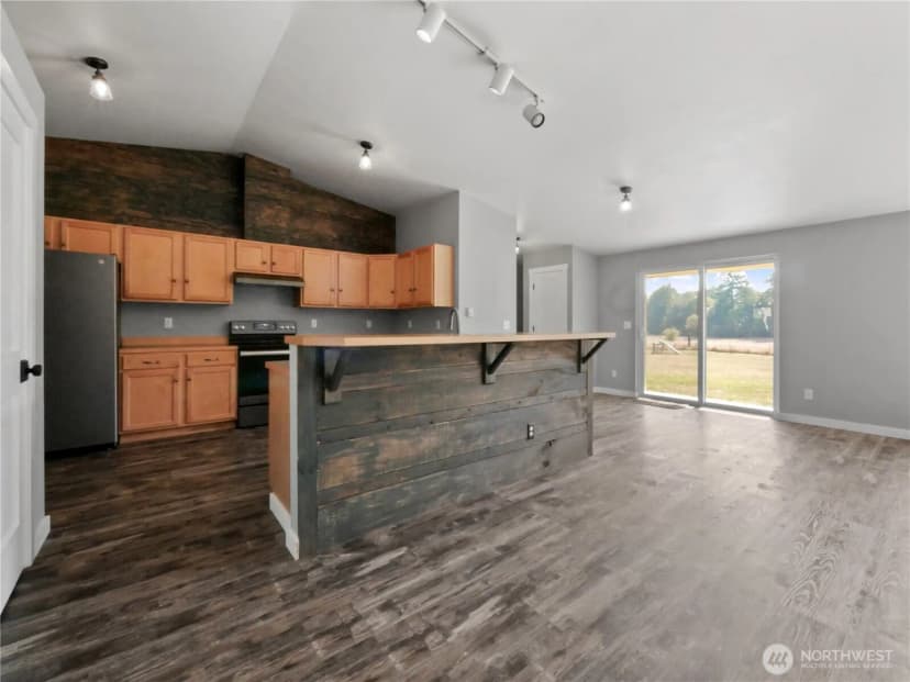 Property photo for 219 Jones Road, Winlock photo 10