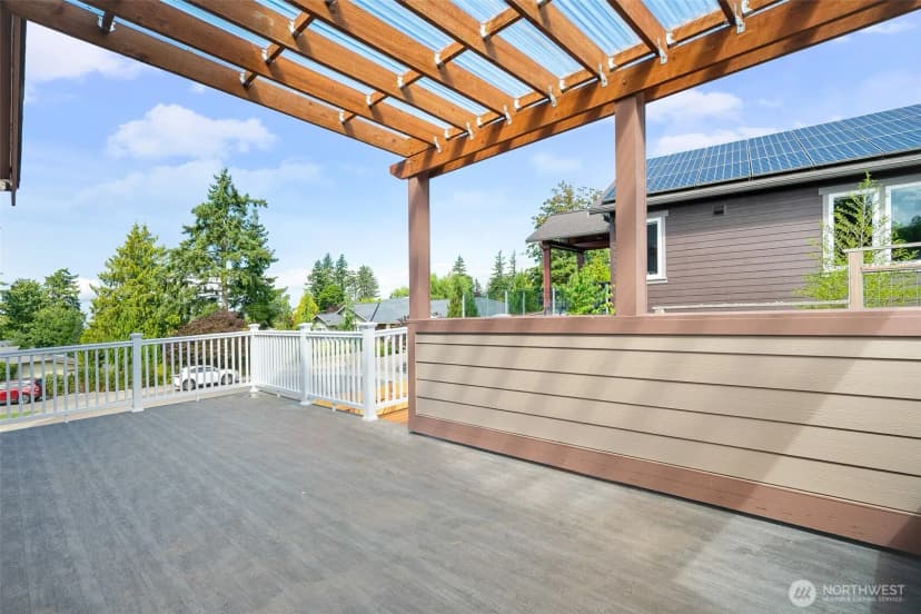 Property photo for 2612 Birch Street, Bellingham photo 15