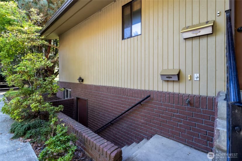 Property photo for 31 Ne Tremont Drive, College Place photo 22
