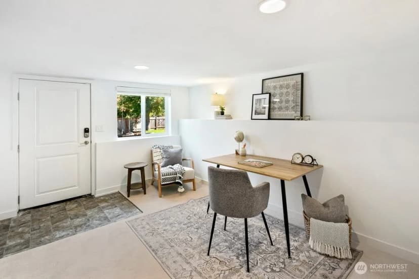 Property photo for 11056 11th Avenue Sw, Seattle photo 22