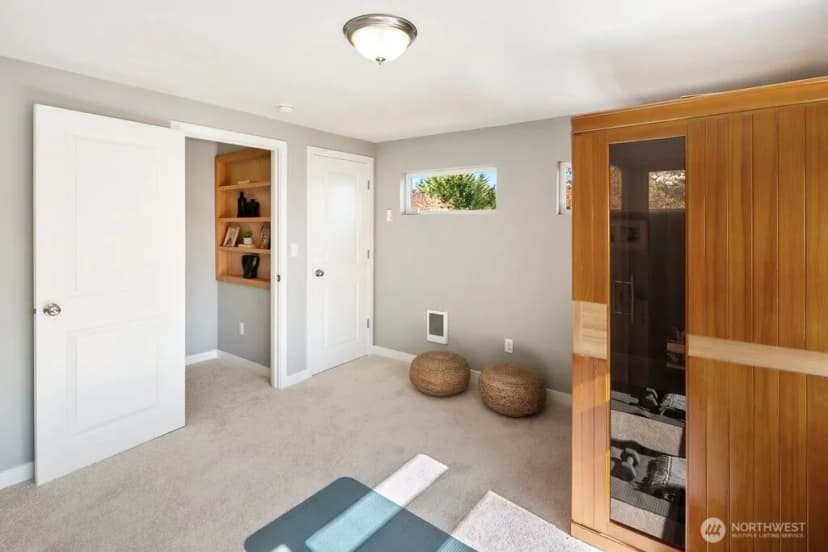 Property photo for 11056 11th Avenue Sw, Seattle photo 19