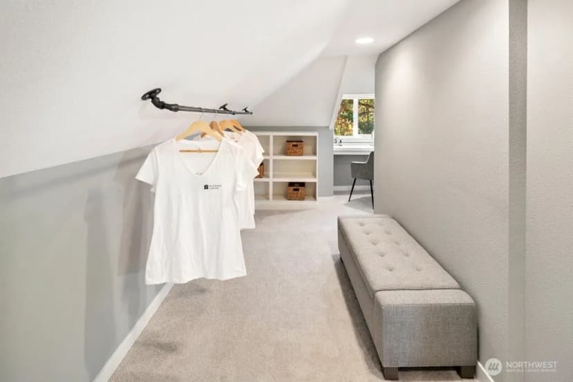 Property photo for 11056 11th Avenue Sw, Seattle photo 17