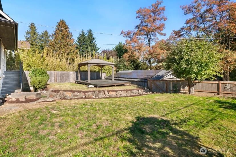 Property photo for 11056 11th Avenue Sw, Seattle photo 31