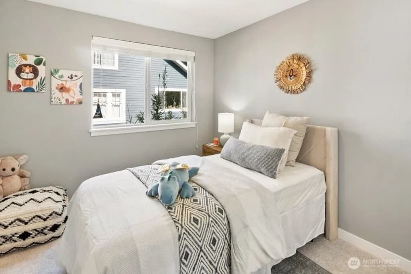 Property photo for 11056 11th Avenue Sw, Seattle photo 11