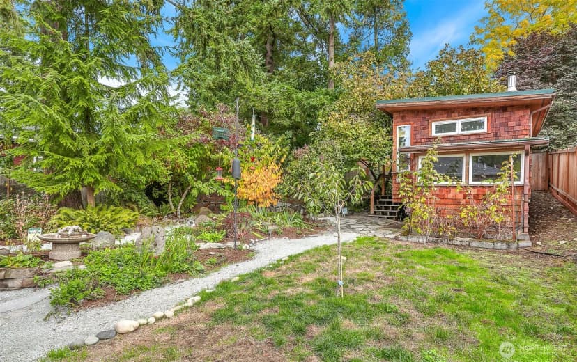 Property photo for 16720 North Park Avenue N, Shoreline photo 25