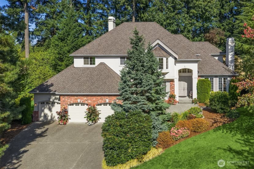 Property photo for 9920 197 Court Ne, Redmond