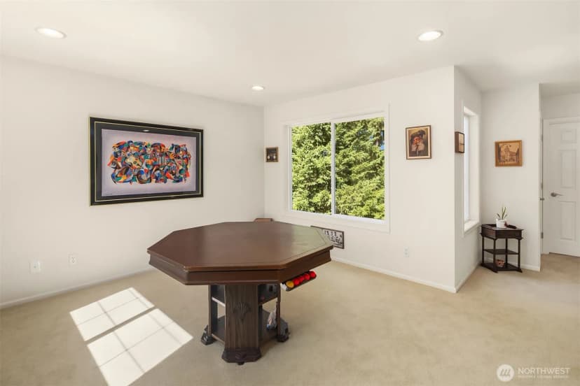 Property photo for 9920 197 Court Ne, Redmond photo 34
