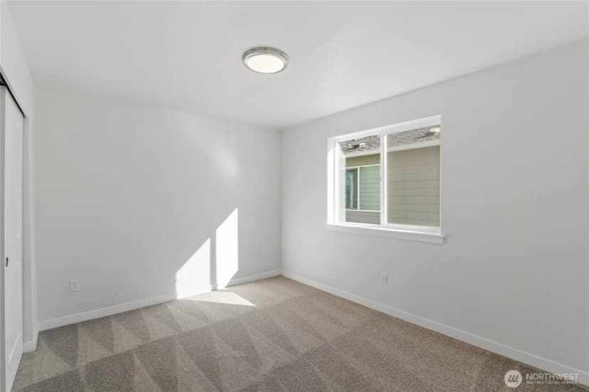 Property photo for 2445 168th Place Ne, Marysville photo 32