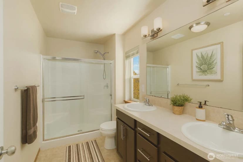 Property photo for 2383 Yulan Walk, Bremerton photo 17