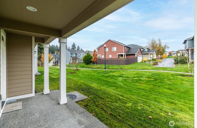 Property photo for 2383 Yulan Walk, Bremerton photo 7