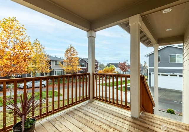 Property photo for 2383 Yulan Walk, Bremerton photo 5