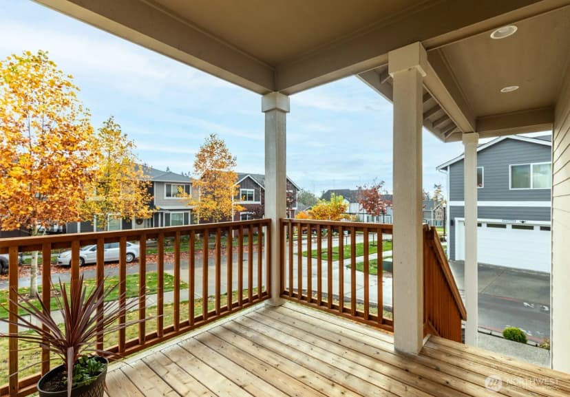 Property photo for 2383 Yulan Walk, Bremerton photo 5
