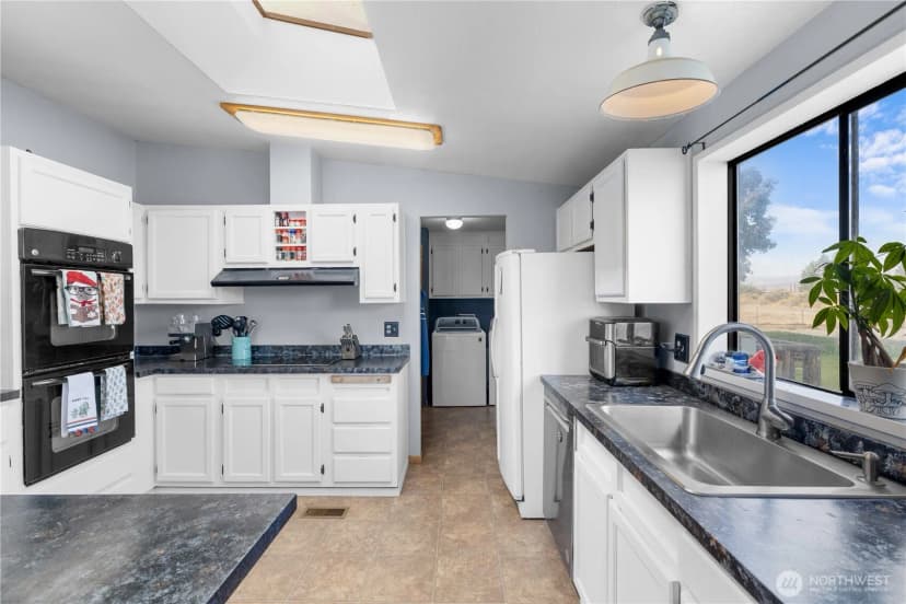 Property photo for 20842 Rd 24.7 Sw, Mattawa photo 12