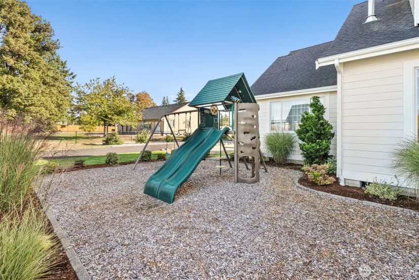 Property photo for 10516 40th Avenue E, Tacoma photo 29
