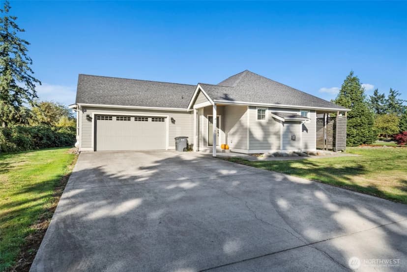 Property photo for 10516 40th Avenue E, Tacoma photo 30