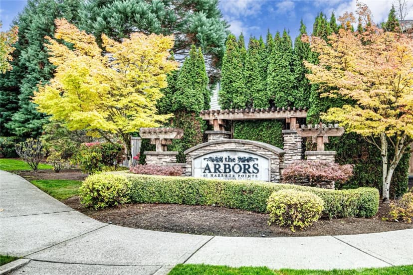 Property photo for 4766 Arbors Circle, Mukilteo photo 37