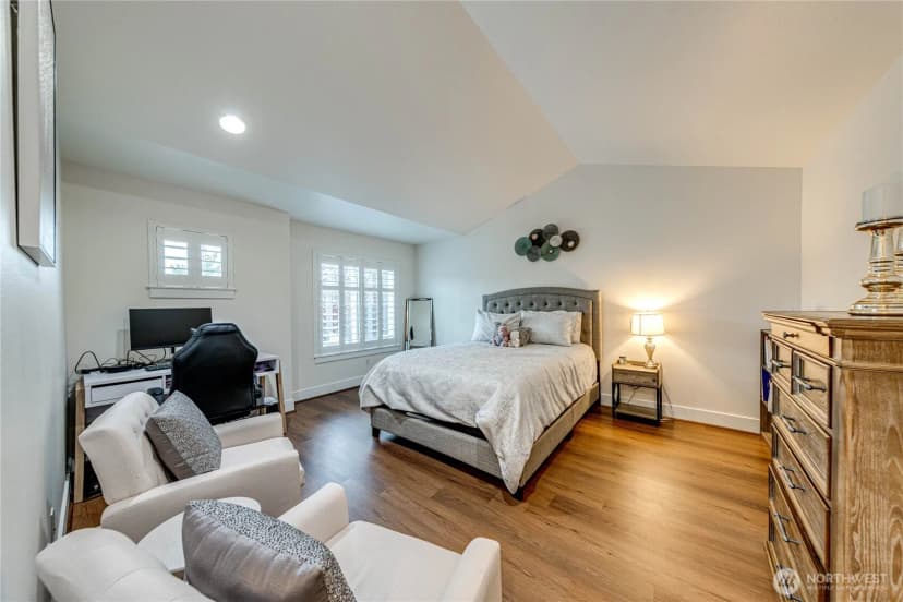 Property photo for 4766 Arbors Circle, Mukilteo photo 18
