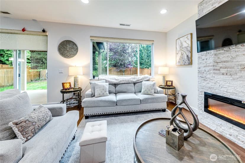 Property photo for 4766 Arbors Circle, Mukilteo photo 6