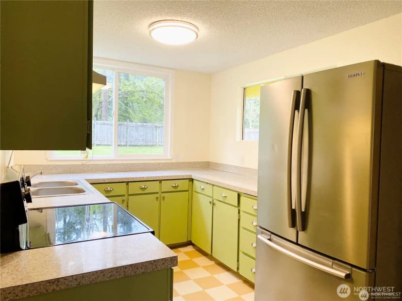 Property photo for 21614 Se May Valley Rd, Issaquah photo 29