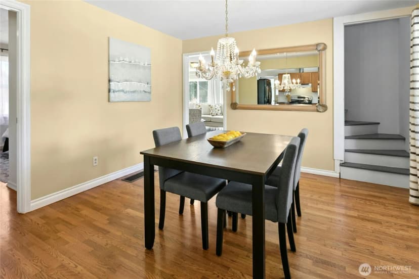 Property photo for 21614 Se May Valley Rd, Issaquah photo 17