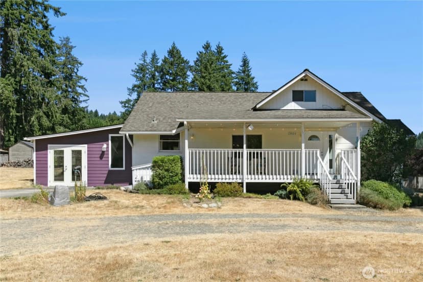 Property photo for 21614 Se May Valley Rd, Issaquah photo 3