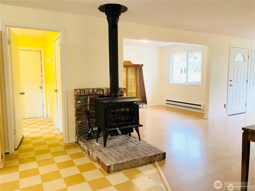Property photo for 21614 Se May Valley Rd, Issaquah photo 30