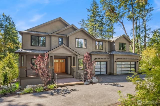 Property photo for 4740 Rose Avenue Ne, Bainbridge Island
