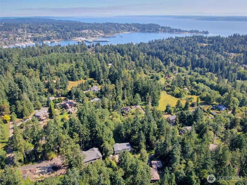 Property photo for 4740 Rose Avenue Ne, Bainbridge Island photo 40