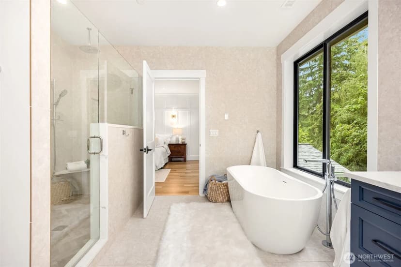 Property photo for 4740 Rose Avenue Ne, Bainbridge Island photo 5