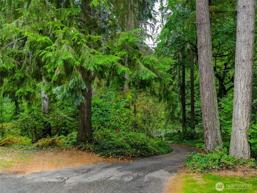 Property photo for 17525 164th Avenue Ne, Woodinville photo 38