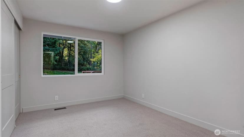 Property photo for 17525 164th Avenue Ne, Woodinville photo 21