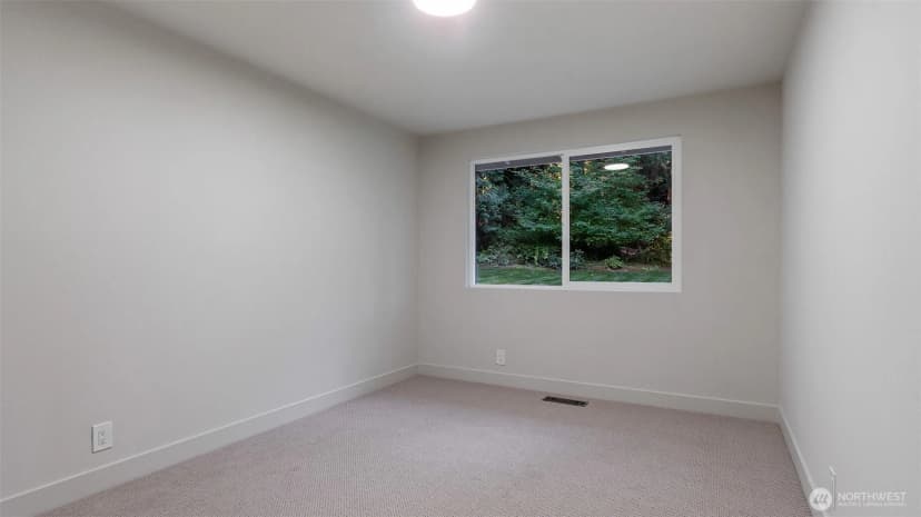 Property photo for 17525 164th Avenue Ne, Woodinville photo 28