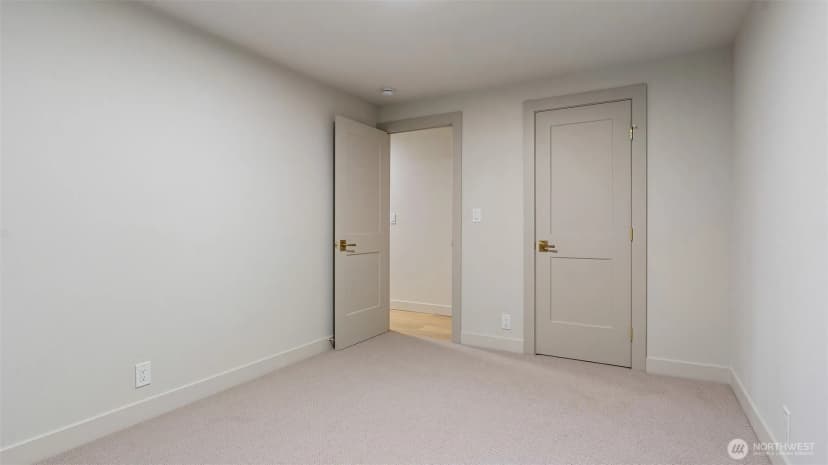 Property photo for 17525 164th Avenue Ne, Woodinville photo 29