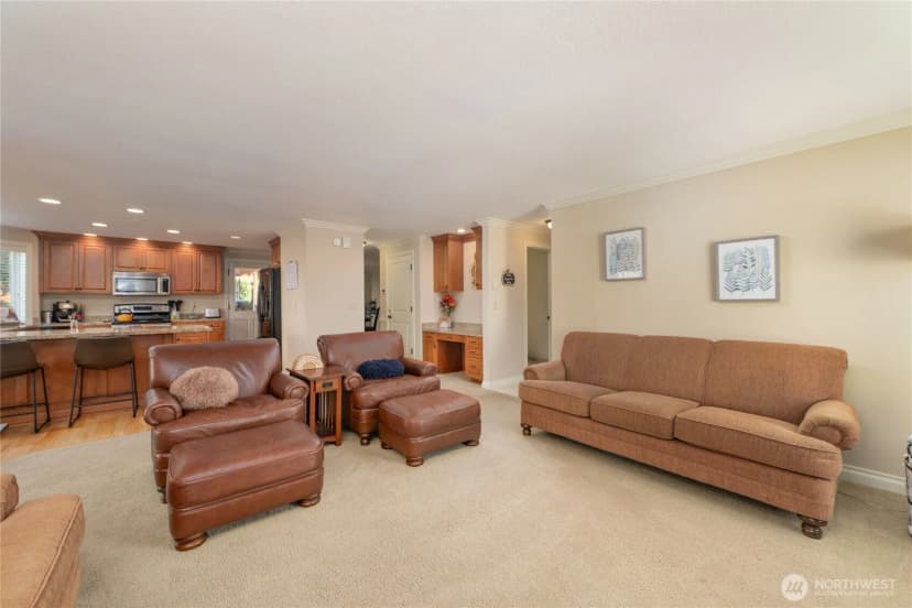 Property photo for 420 Sw 185th Place, Normandy Park photo 9