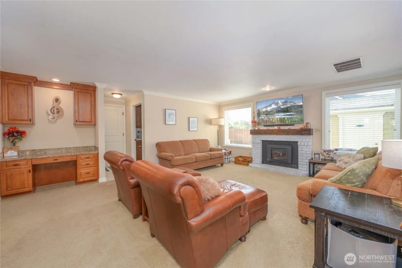 Property photo for 420 Sw 185th Place, Normandy Park photo 11