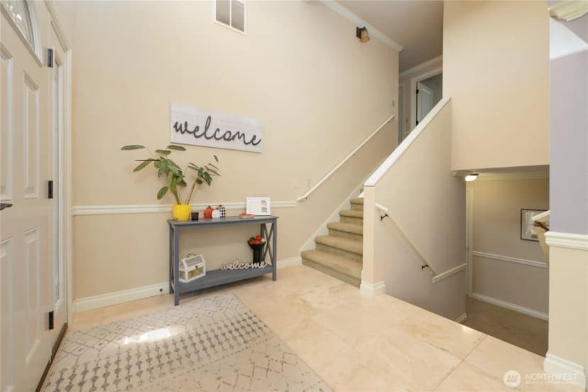 Property photo for 420 Sw 185th Place, Normandy Park photo 3