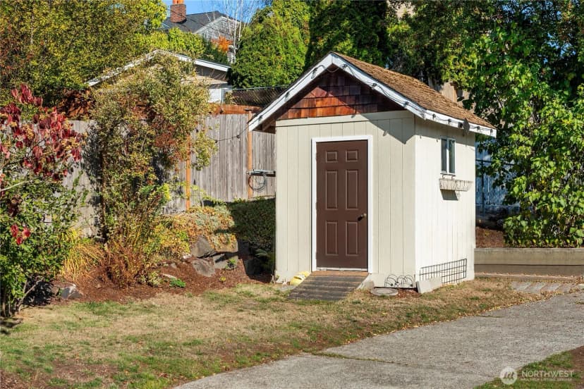 Property photo for 5942 46th Avenue Sw, Seattle photo 26