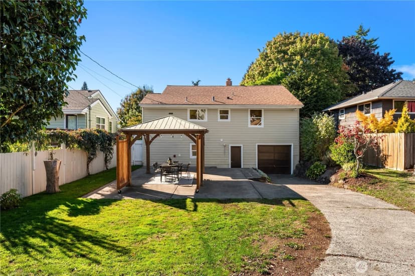 Property photo for 5942 46th Avenue Sw, Seattle photo 25