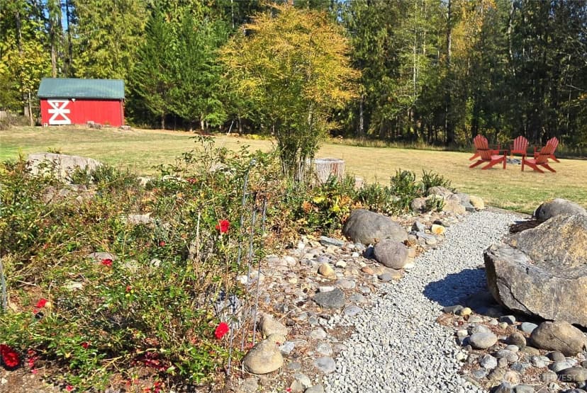 Property photo for 36003 36th Avenue E, Eatonville photo 36