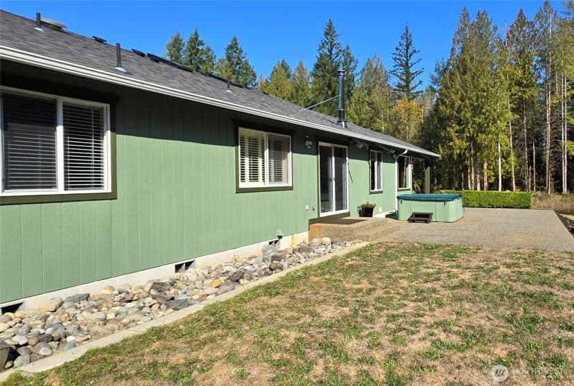 Property photo for 36003 36th Avenue E, Eatonville photo 31