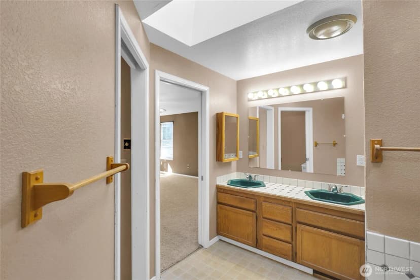 Property photo for 4526 82nd Avenue Ct W, University Place photo 28