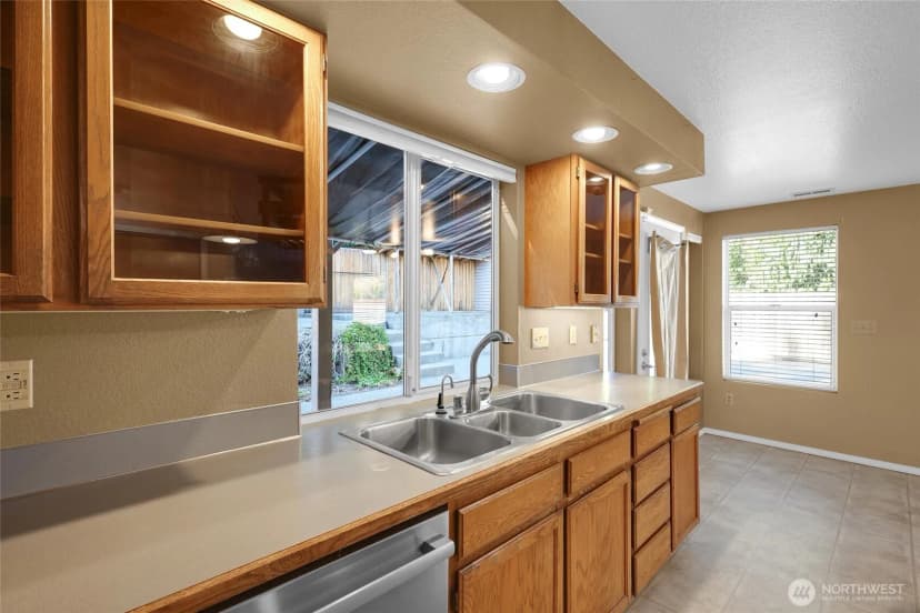 Property photo for 4526 82nd Avenue Ct W, University Place photo 14