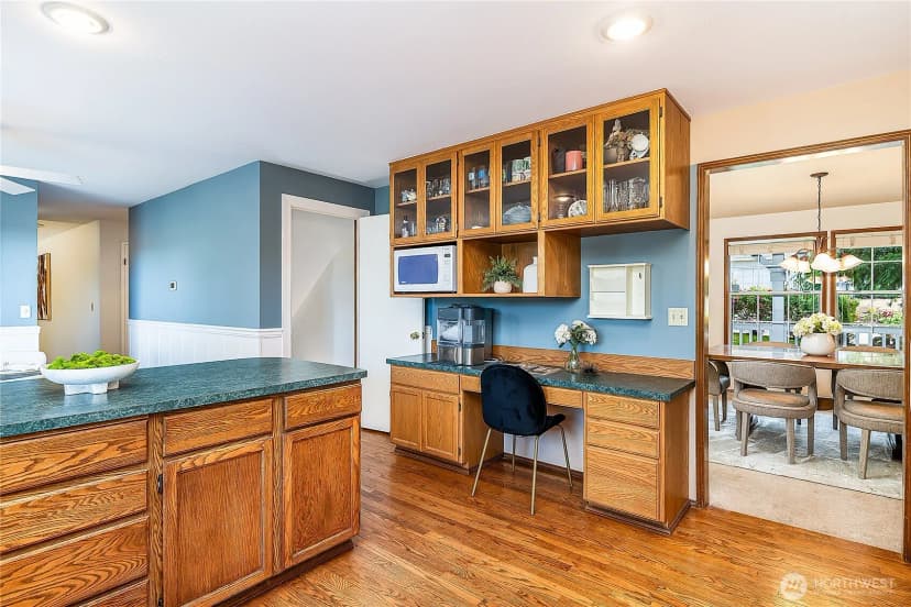 Property photo for 1809 136th Place Se, Bellevue photo 7