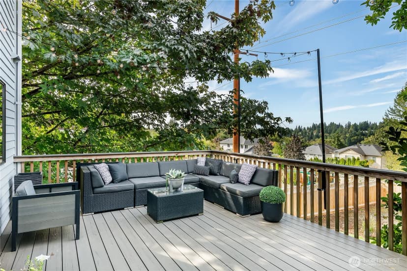 Property photo for 1809 136th Place Se, Bellevue photo 10
